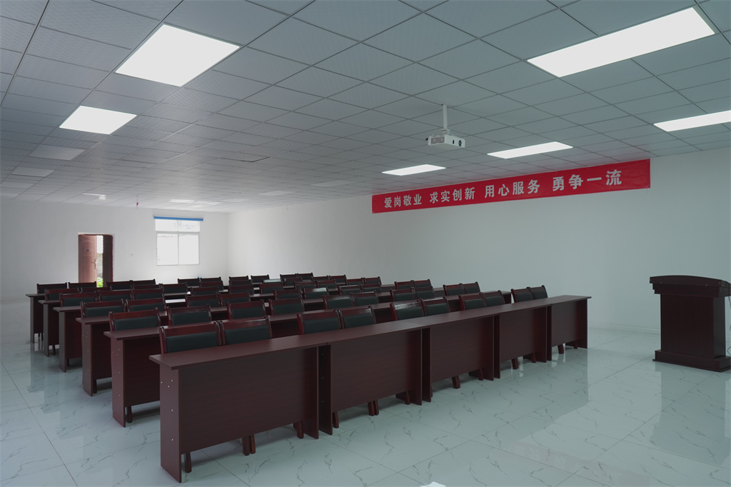 涵源环保会议室