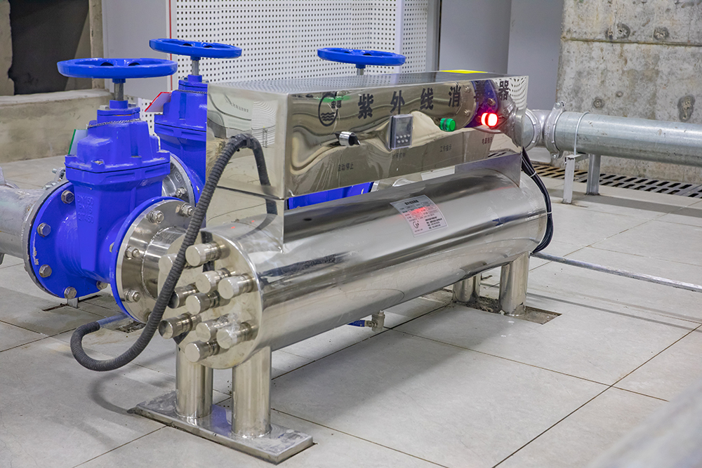 二次供水紫外线消毒器