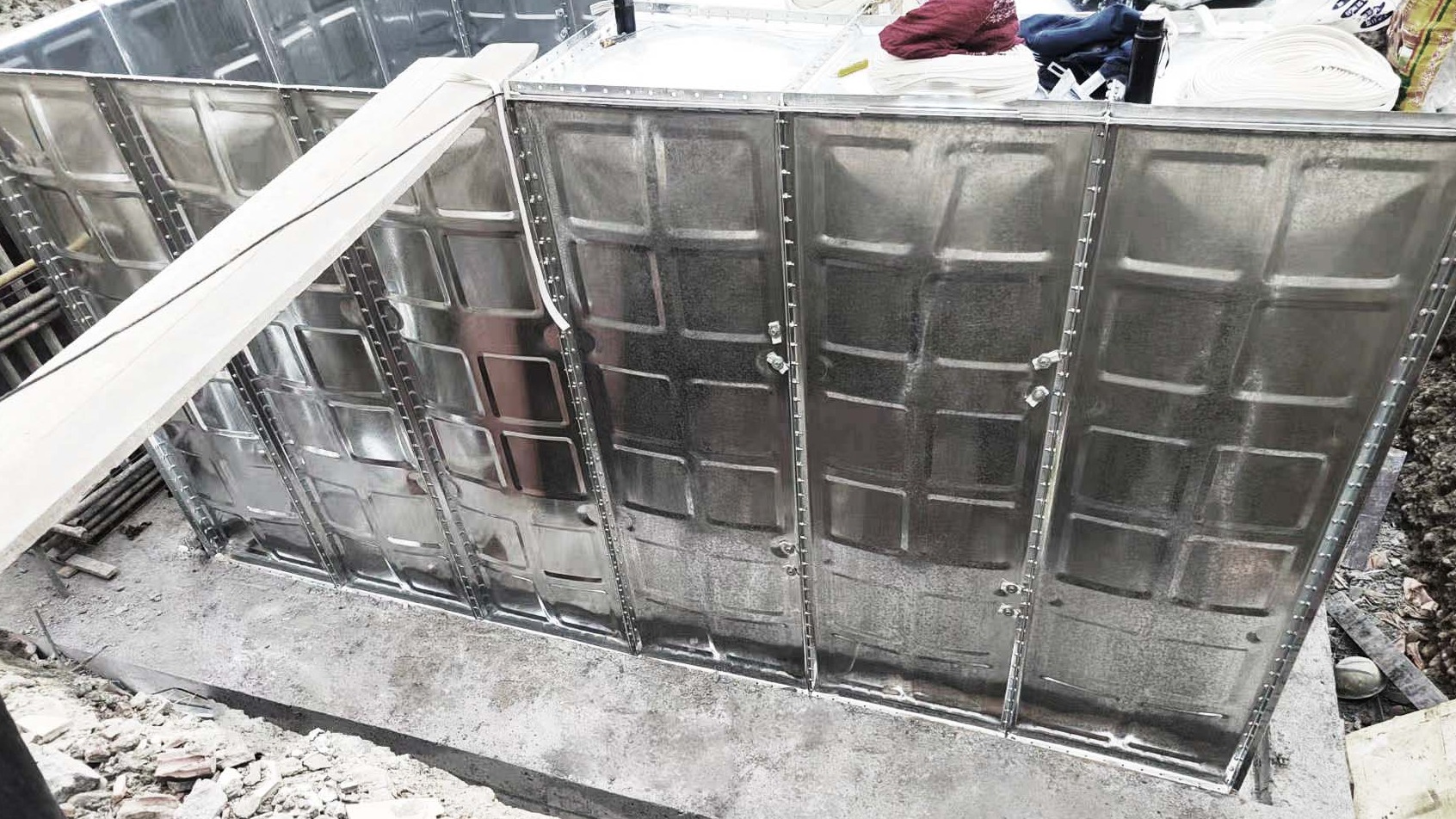 箱泵一体化地埋水箱